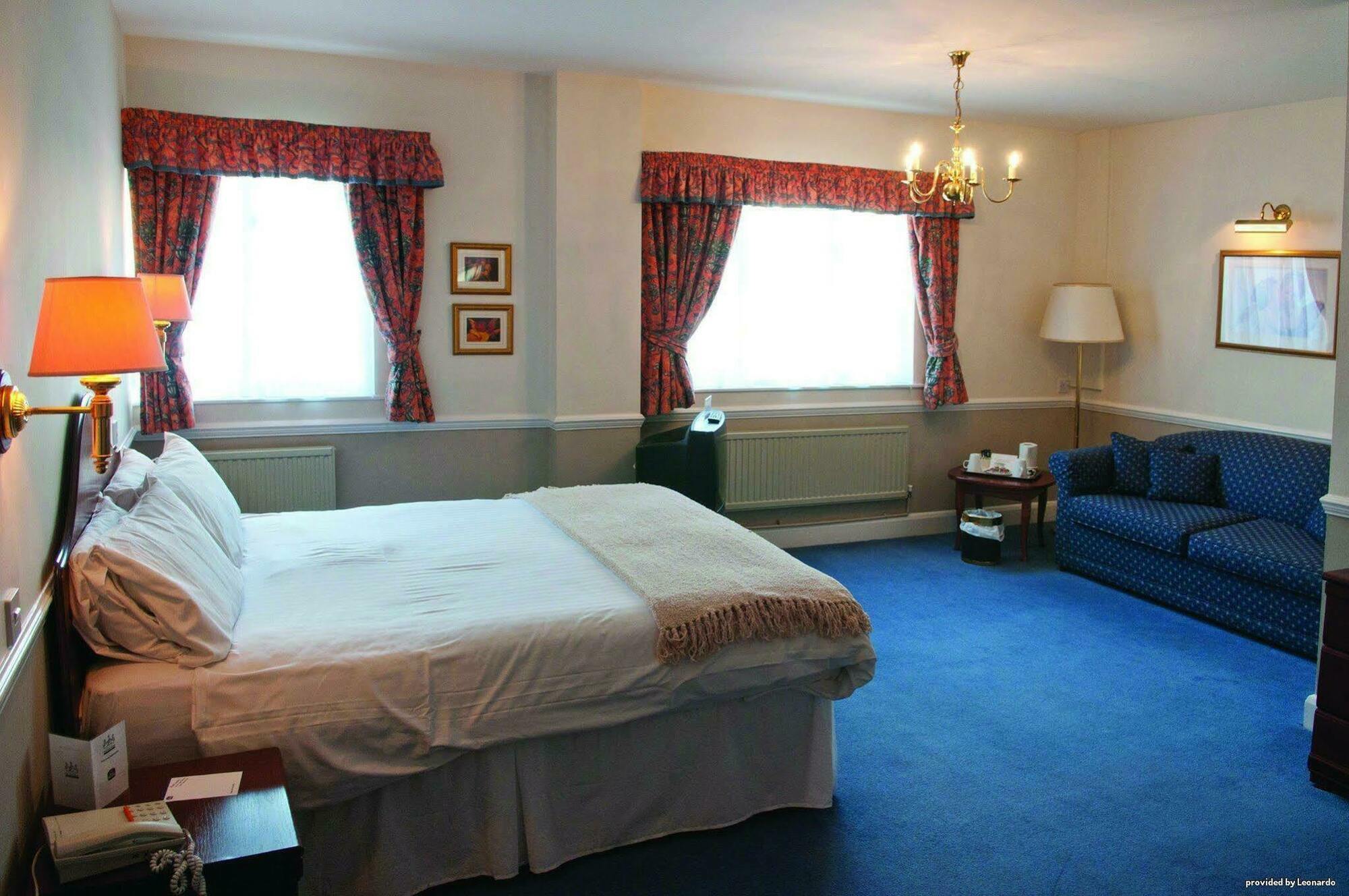 The Three Swans Hotel, Market Harborough, Leicestershire Chambre photo